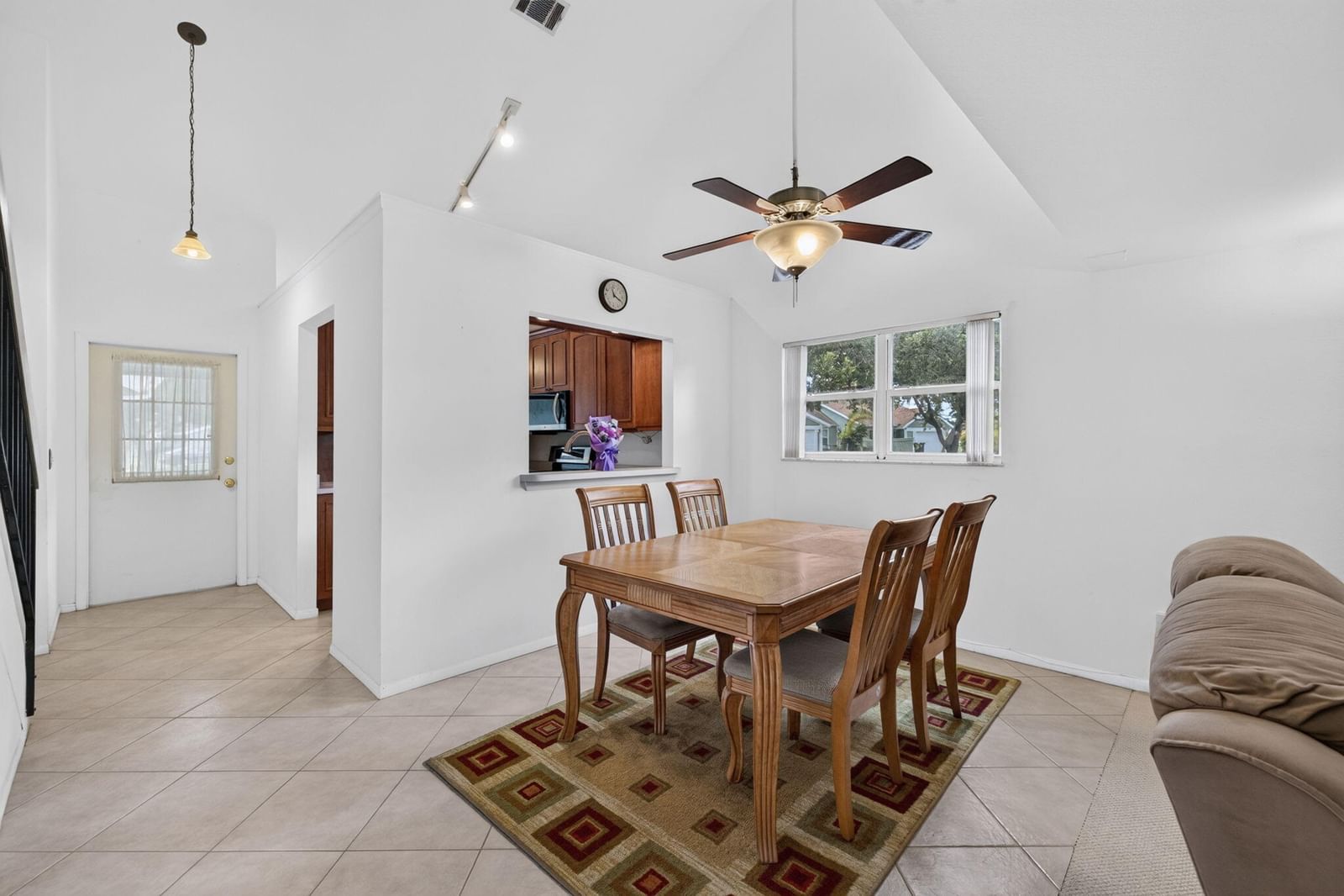 1474 SE Rivergreen Circle, Port St Lucie, FL 34952 photo 4