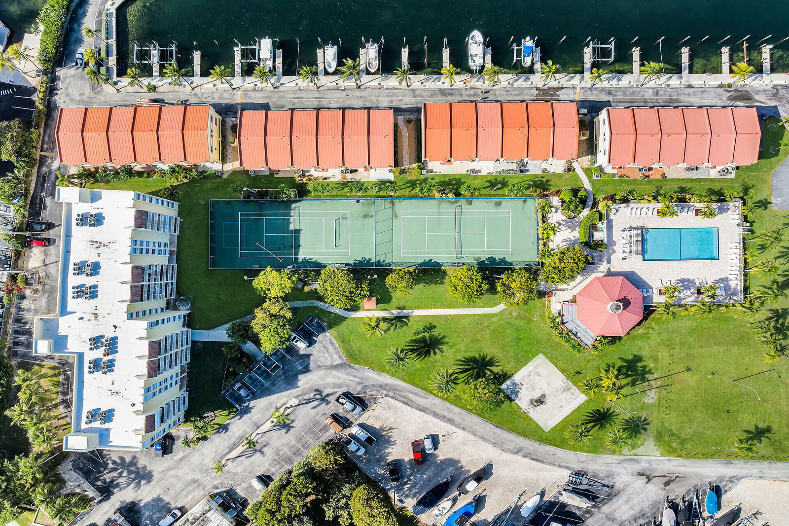 88540 Overseas Highway #304, Tavernier, FL 33070 photo 4