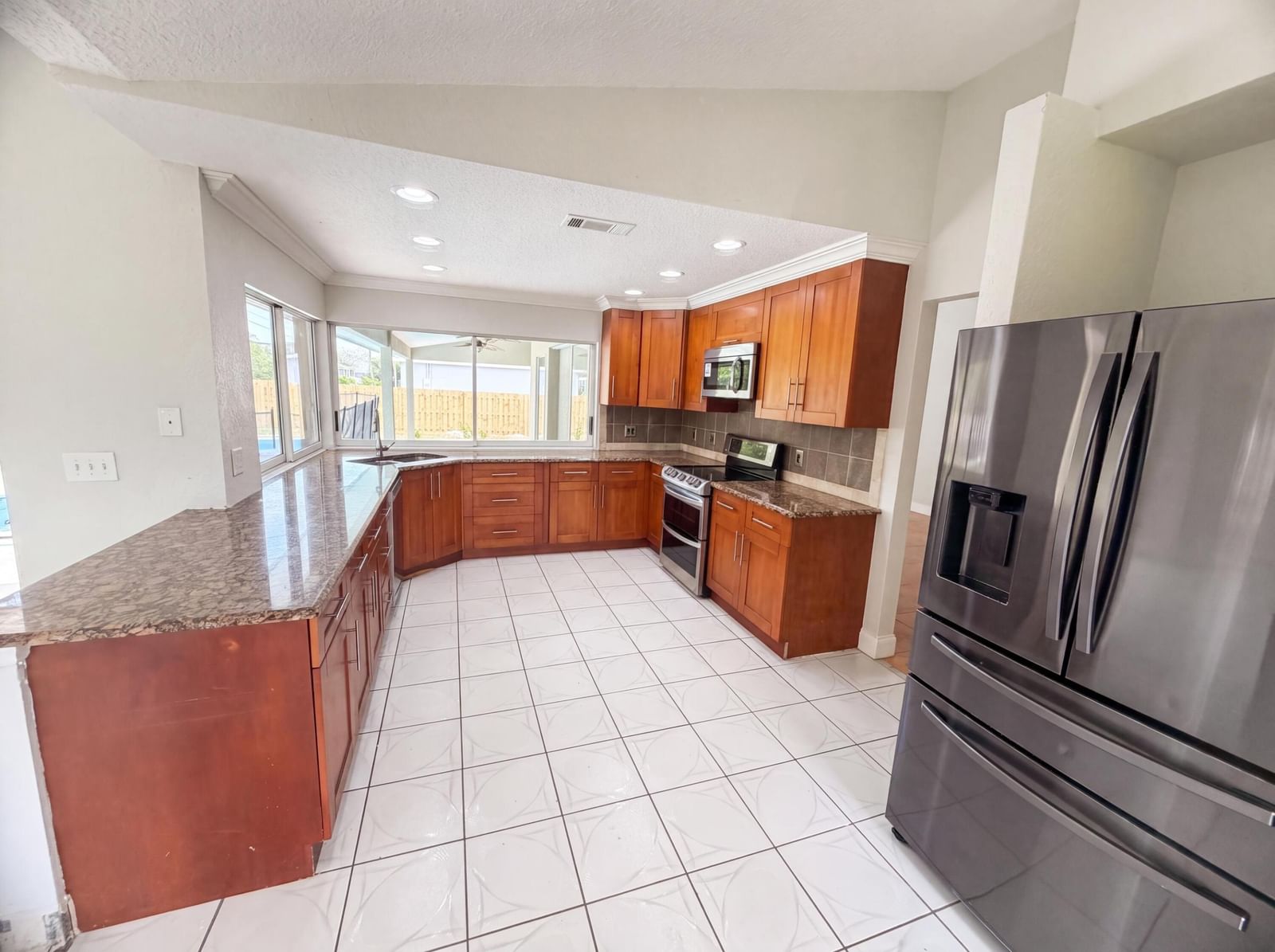 711 SE Celtic Avenue, Port St Lucie, FL 34983 photo 2