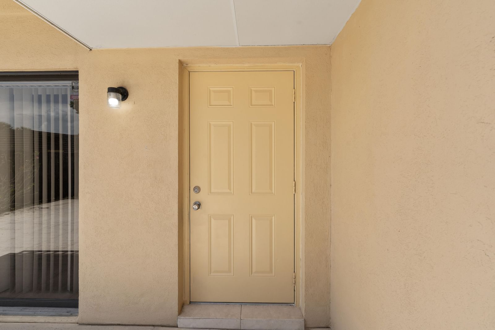 915 9th Way, West Palm Beach, FL 33407 photo 4