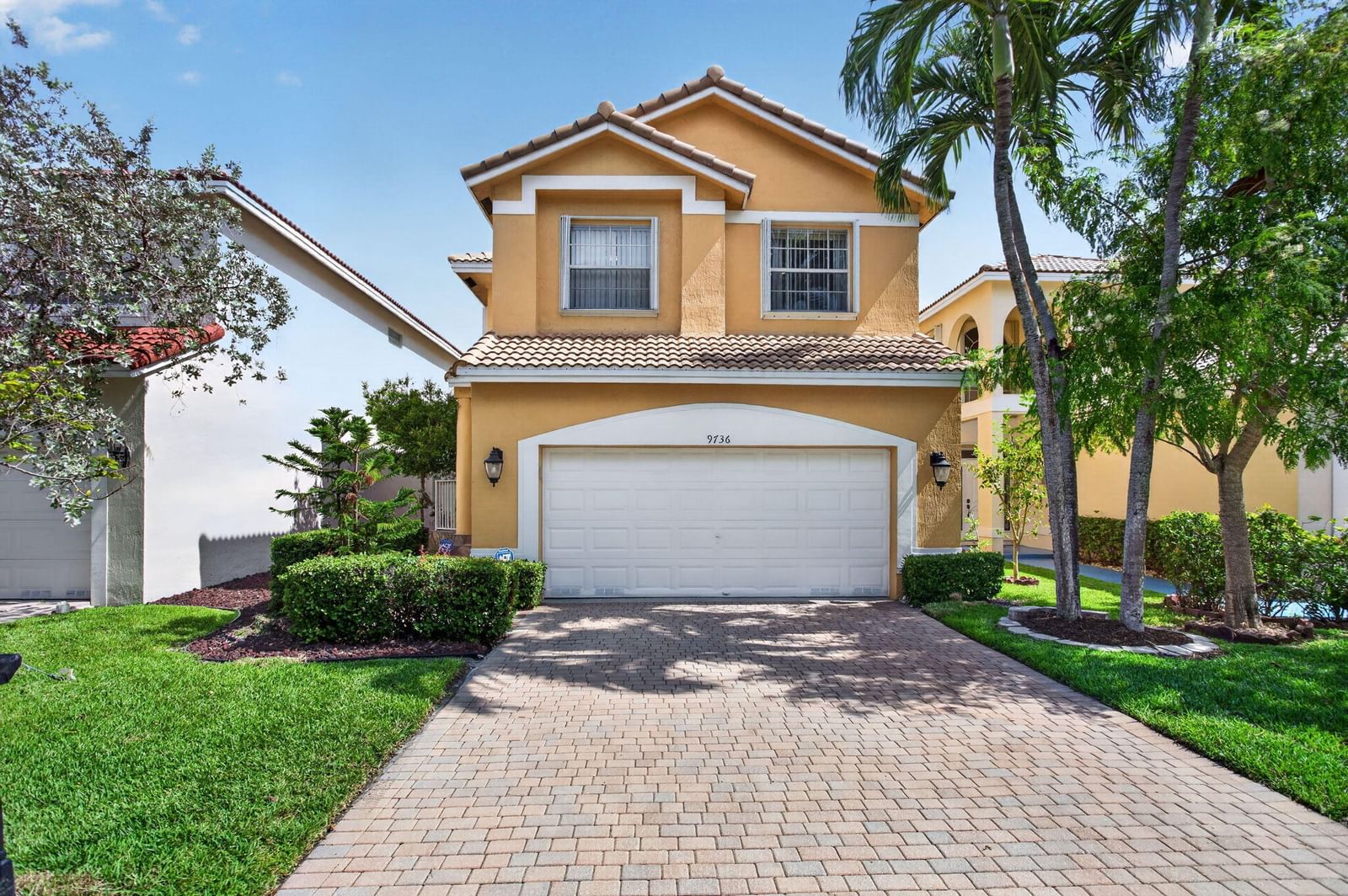 9736 NW 1st Manor, Coral Springs, FL 33071 photo 2