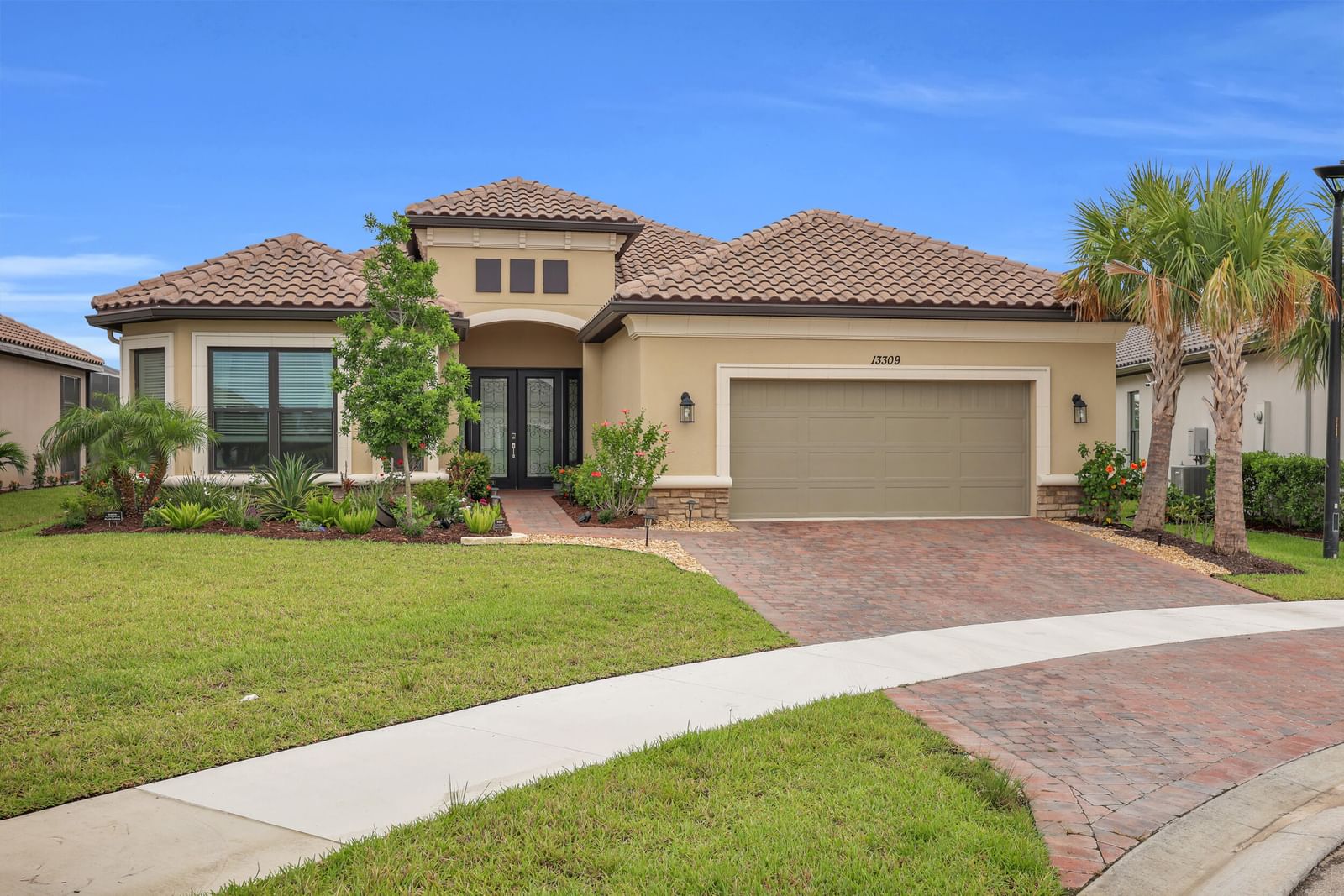 13309 SW Alejandro Court, Port St Lucie, FL 34987 photo 2