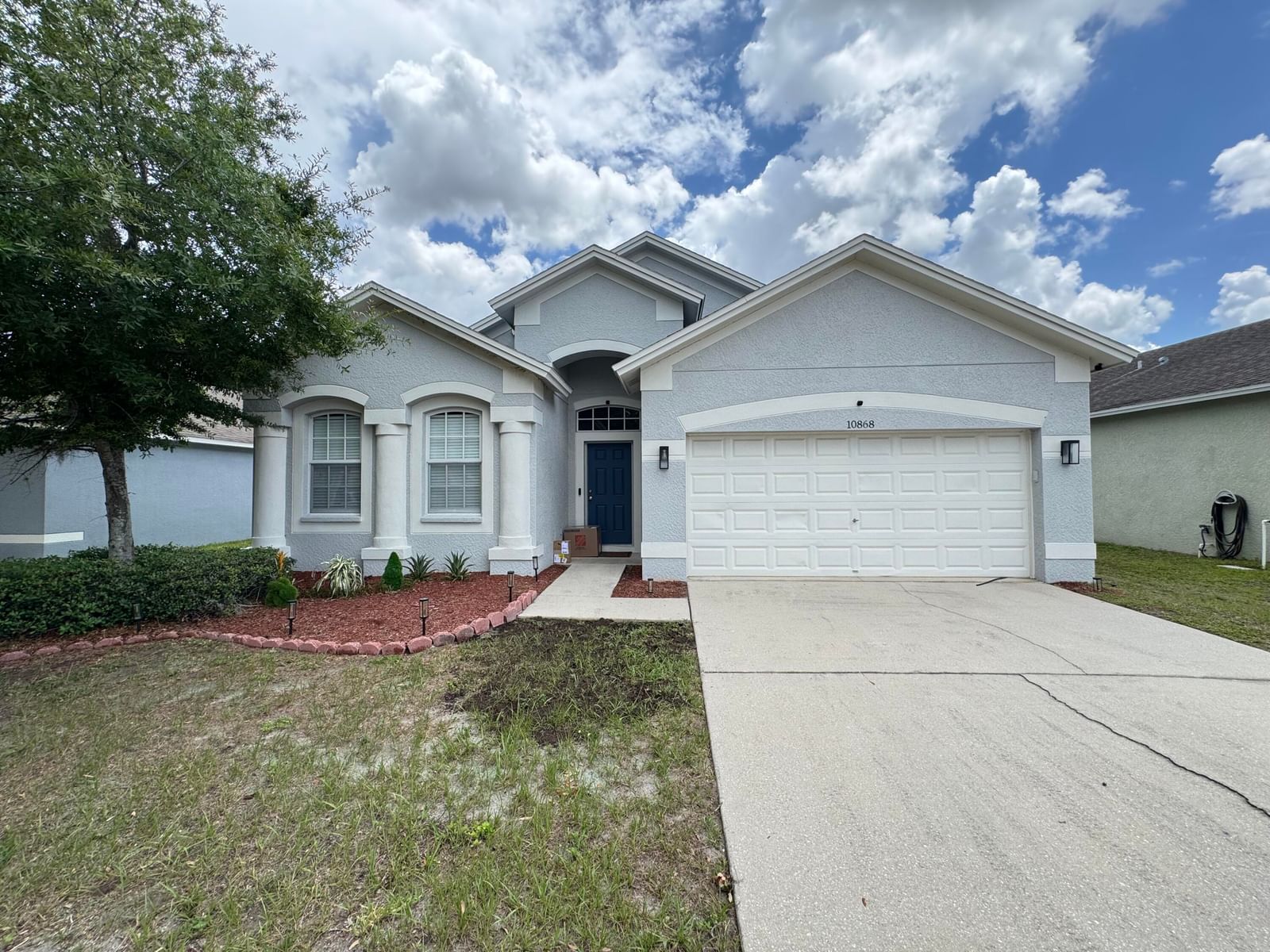 10868 Standing Stone Drive, Wimauma, FL 33598 photo 2