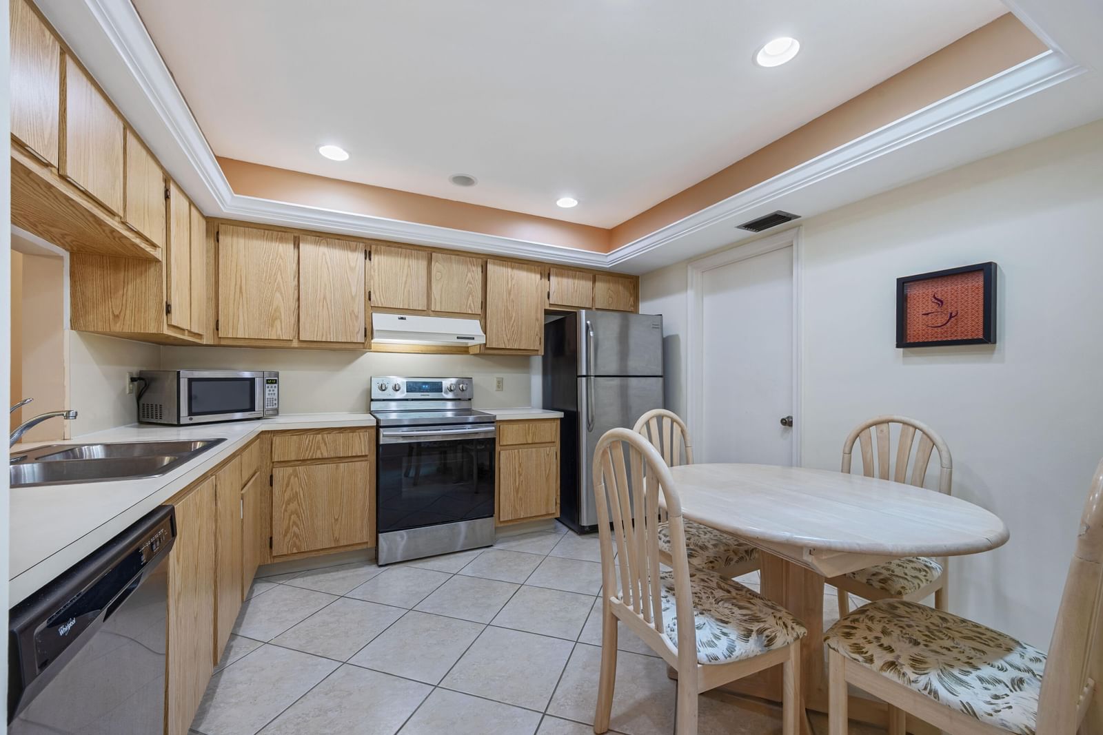 9 Ridge Pointe Drive #D, Boynton Beach, FL 33435 photo 3