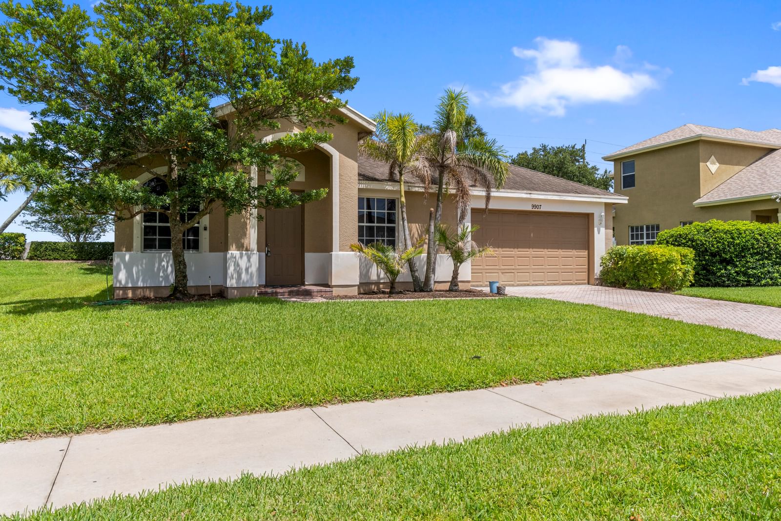9907 E Verona Circle, Vero Beach, FL 32966 photo 3