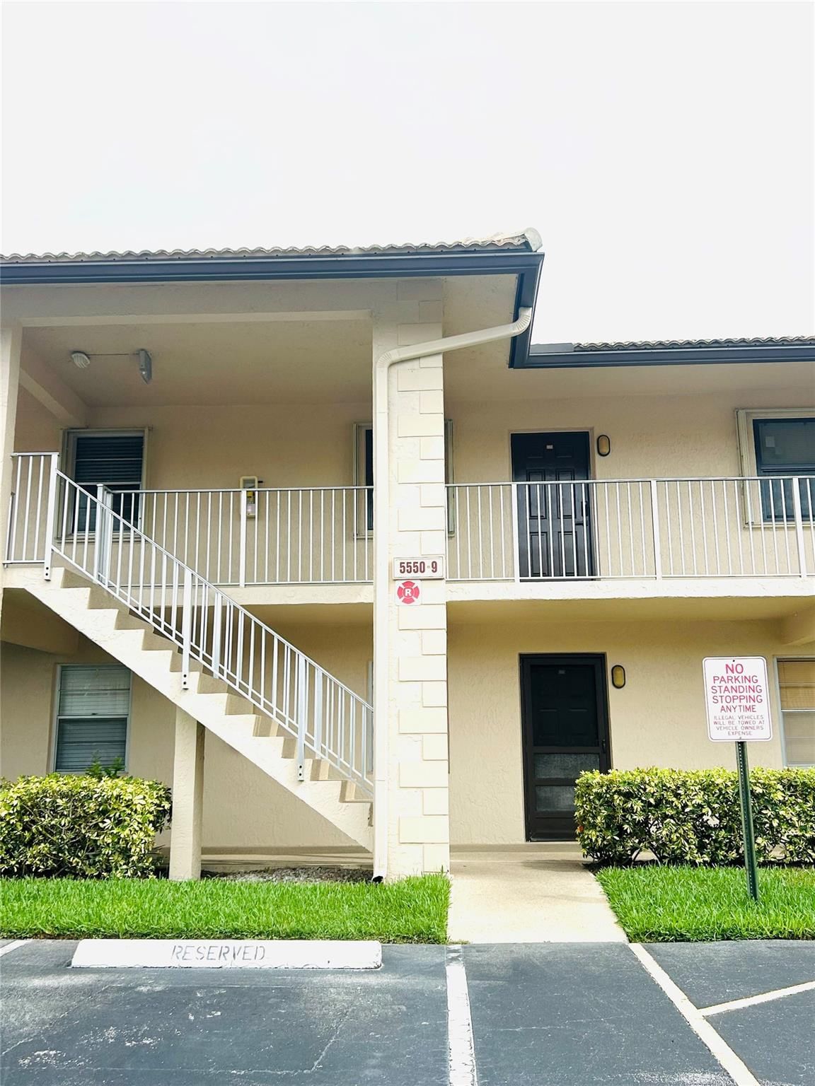 5550 Lakeside Drive #203, Margate, FL 33063 photo 2
