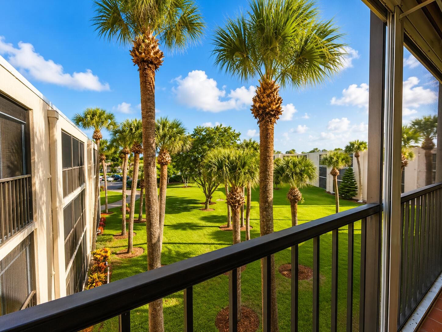 5370 Las Verdes Circle #304, Delray Beach, FL 33484 photo 2