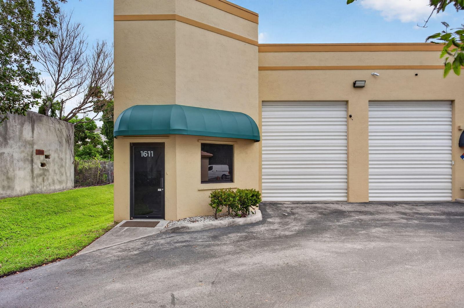 1611 W Mcnab Road #6, Pompano Beach, FL 33069 photo 2