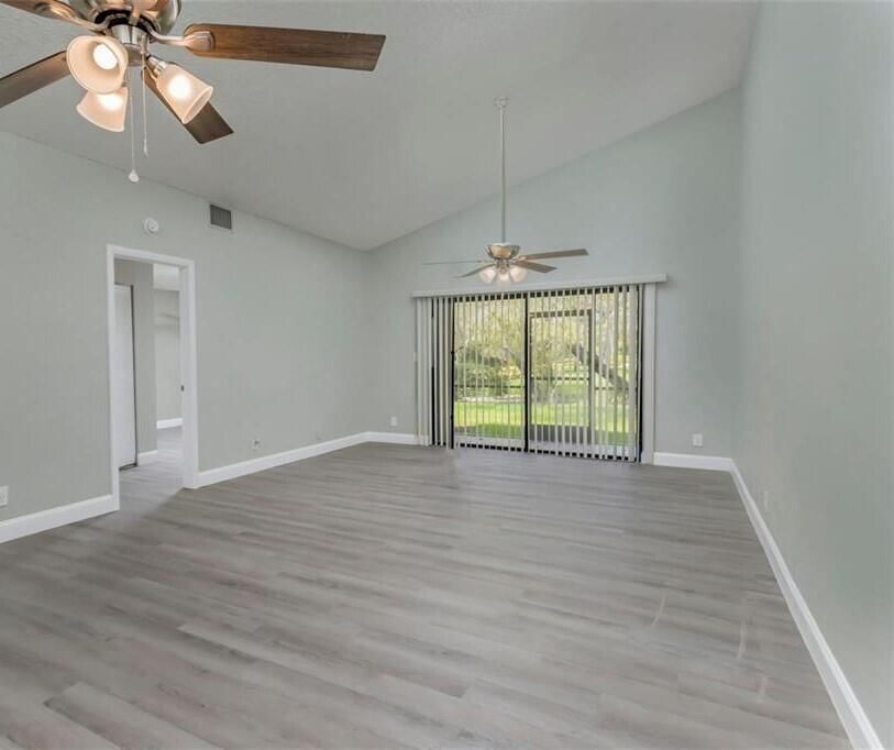 454 Lakeview Drive #1, Weston, FL 33326 photo 3