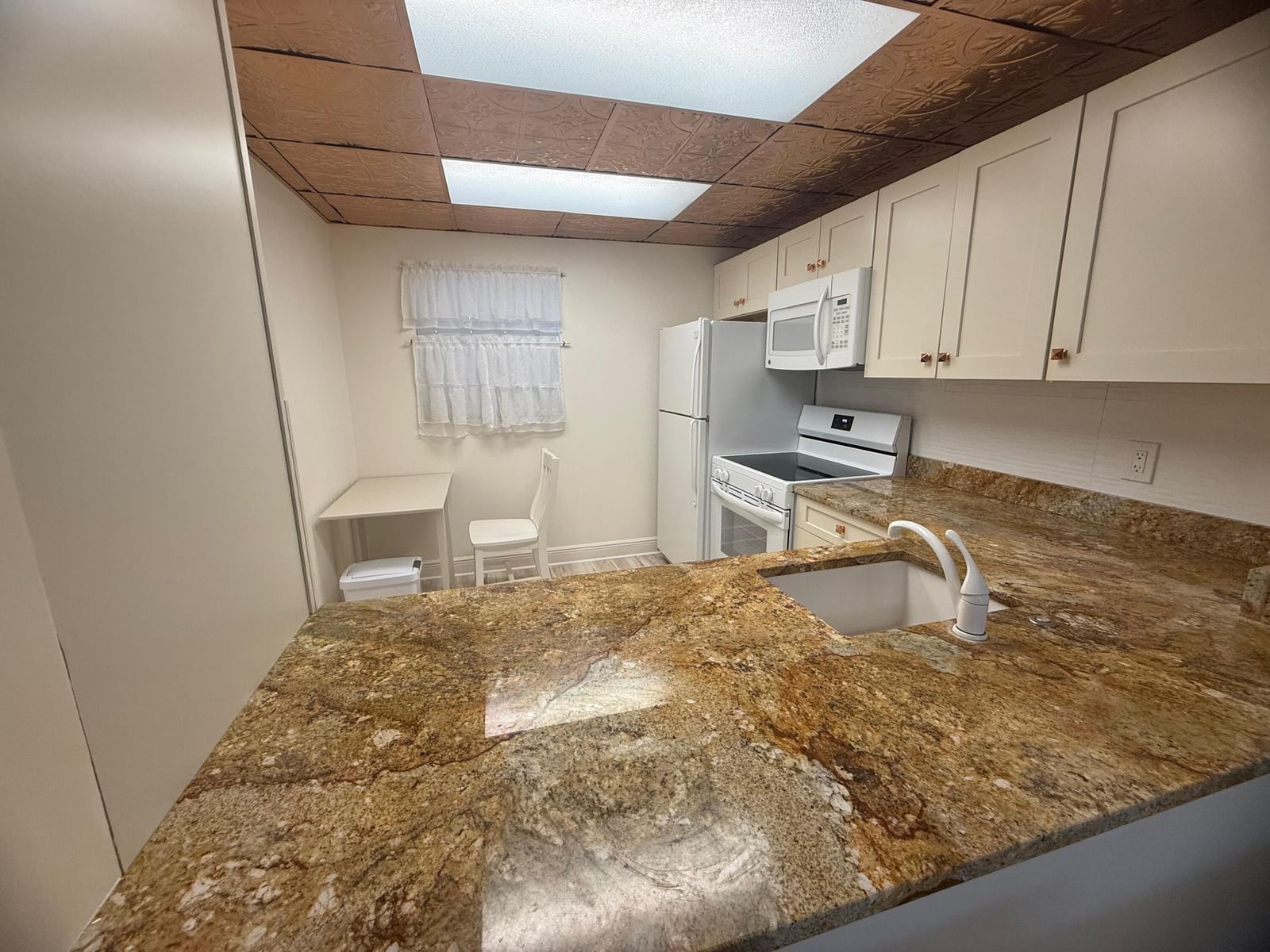 2601 NE 3rd Court #202, Boynton Beach, FL 33435 photo 4
