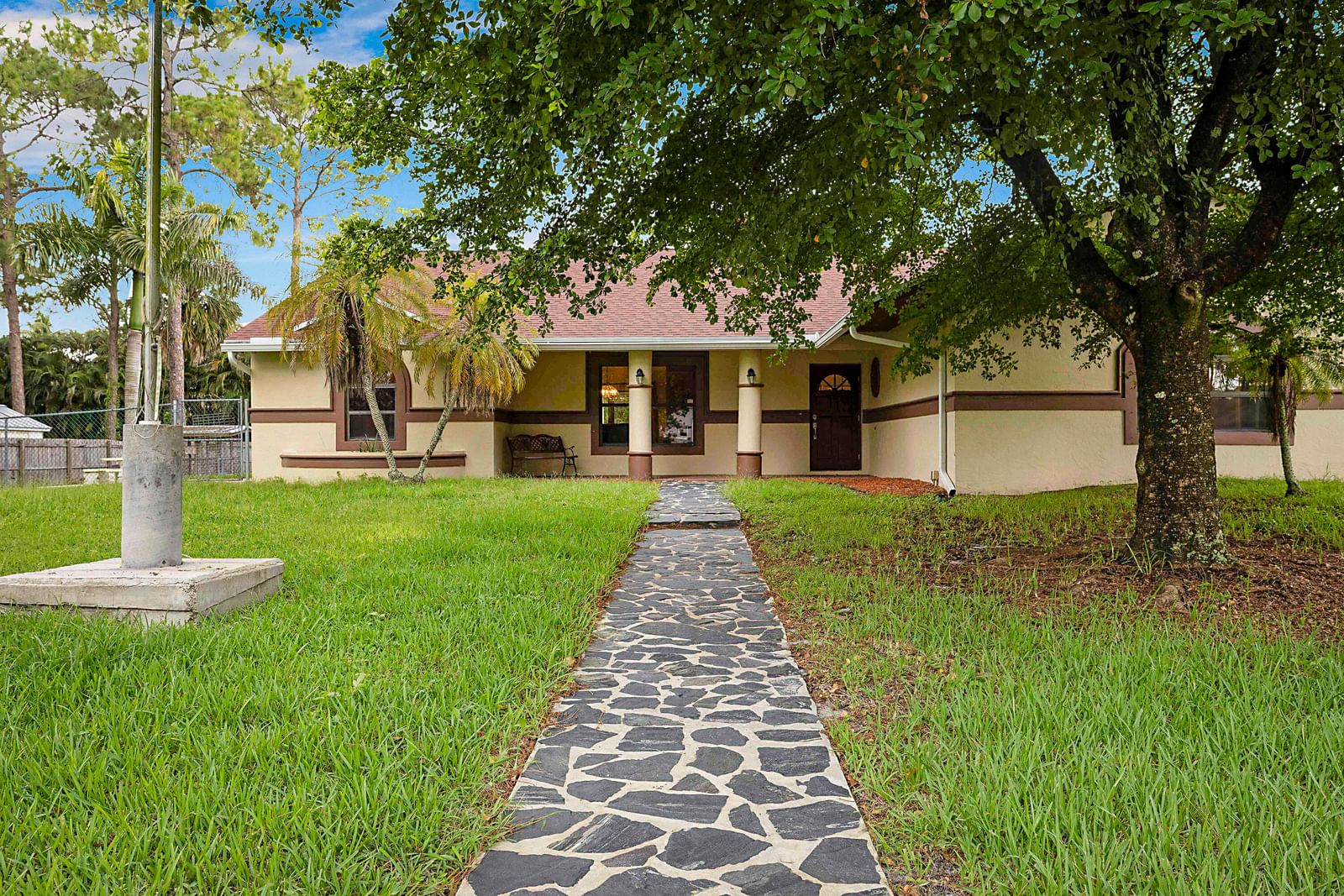17298 66th Court N, The Acreage, FL 33470 photo 3