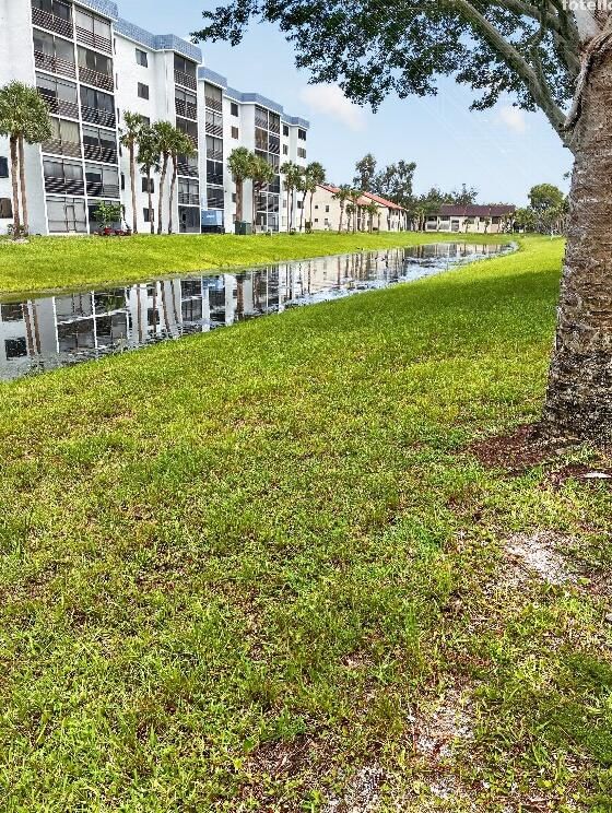 4820 Lucerne Lakes Boulevard W #402, Lake Worth, FL 33467 photo 2