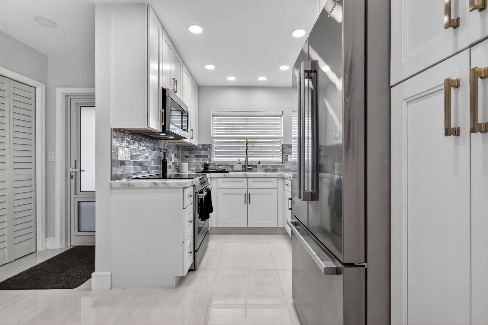 700 NE Harbour Terrace #1250, Boca Raton, FL 33431 photo 4