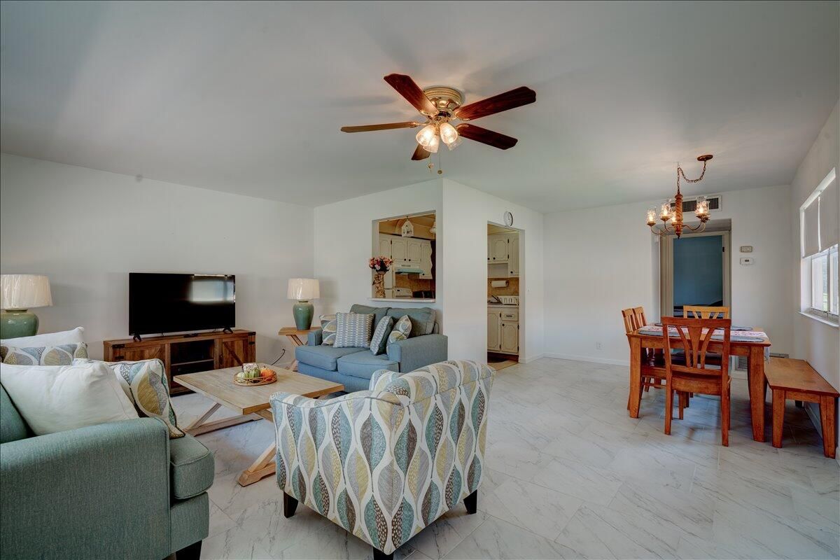 222 Saxony E #222, Delray Beach, FL 33446 photo 4