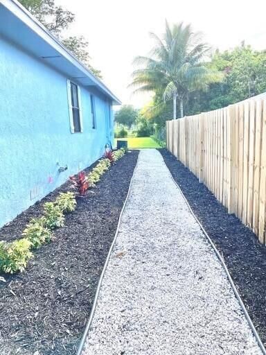 610 SE 2nd Avenue, Delray Beach, FL 33483 photo 5