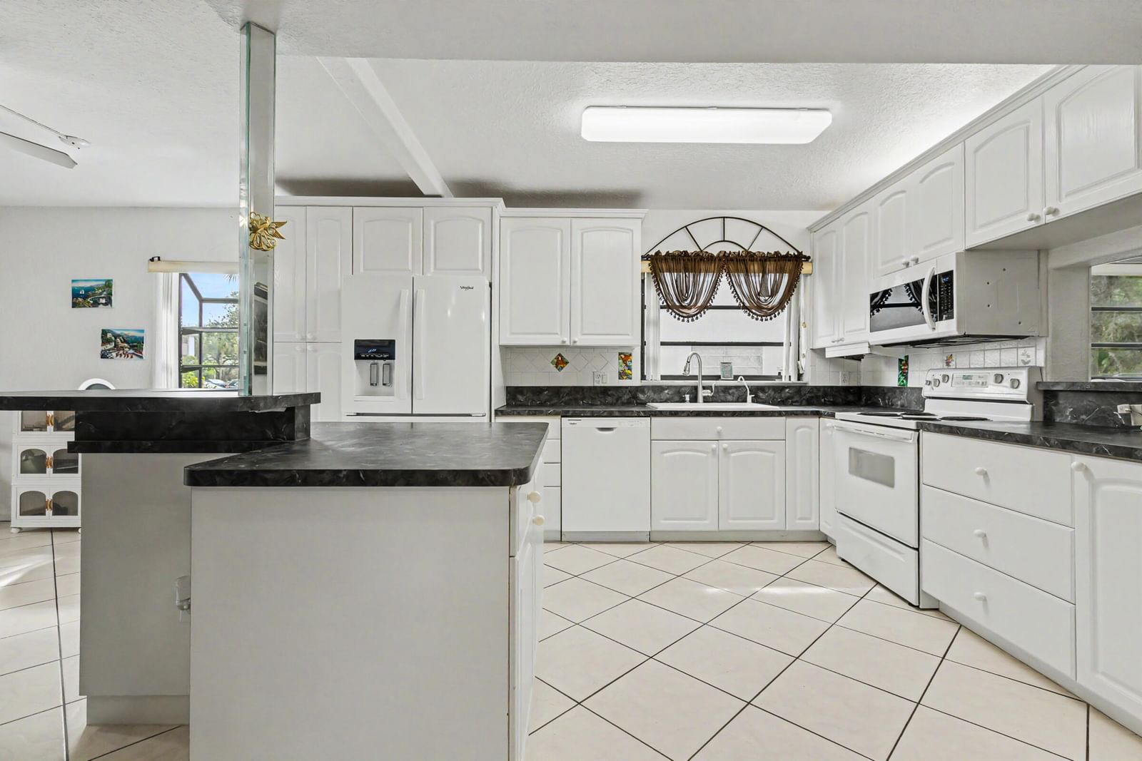 7515 NW 79th Avenue #109, Tamarac, FL 33321 photo 2