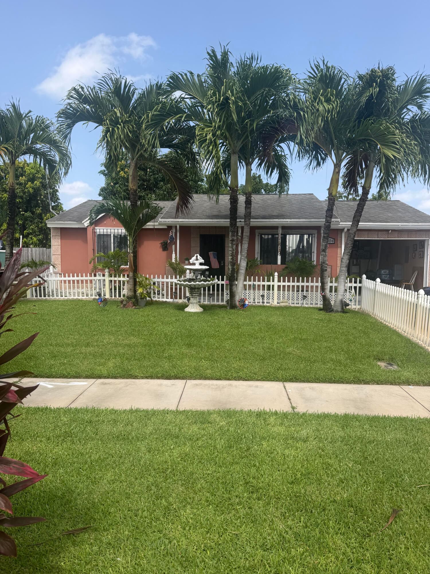 1304 Donwoods Lane, Royal Palm Beach, FL 33411 photo 2