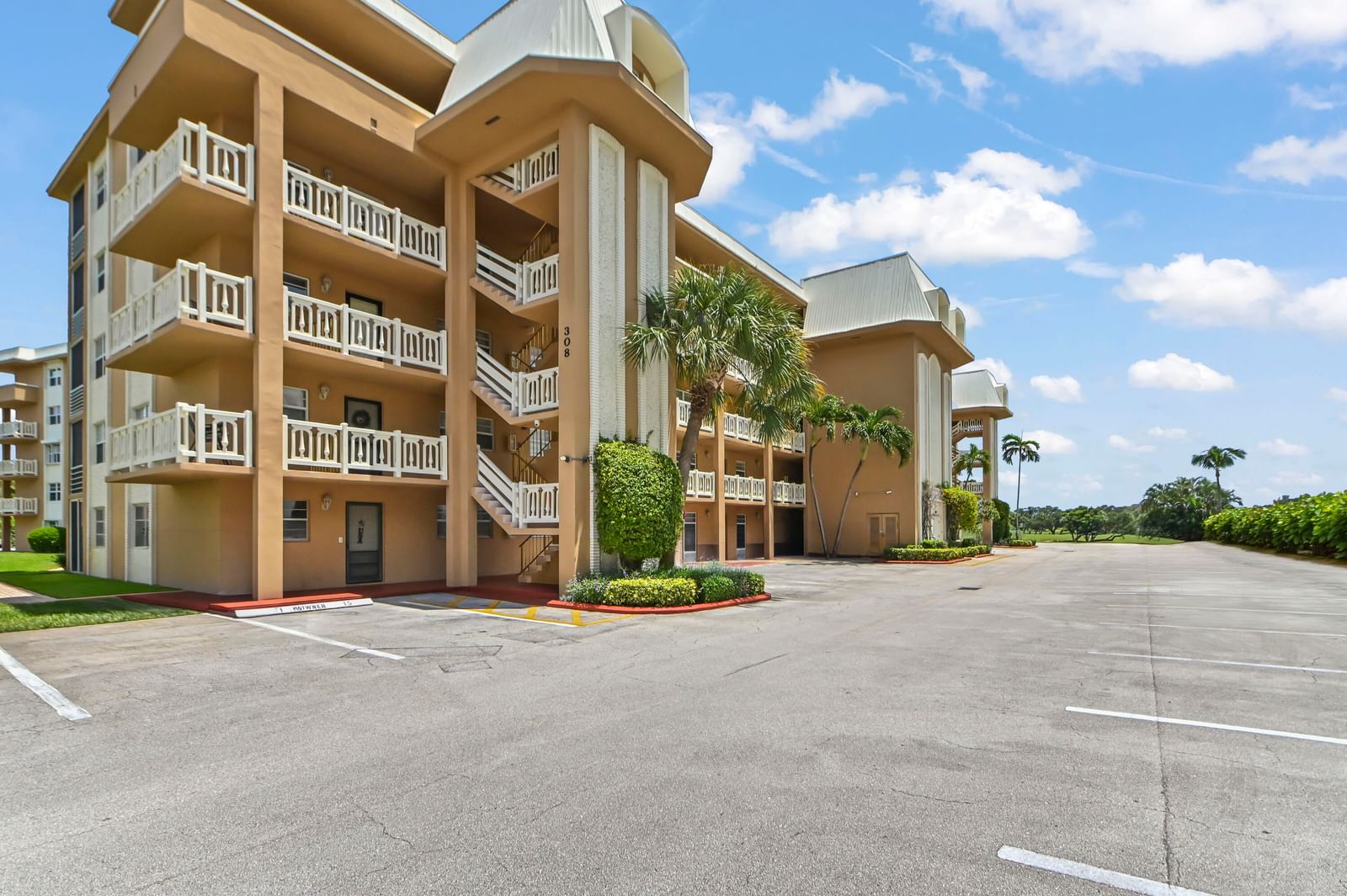 308 Golfview Road #101, North Palm Beach, FL 33408 photo 2