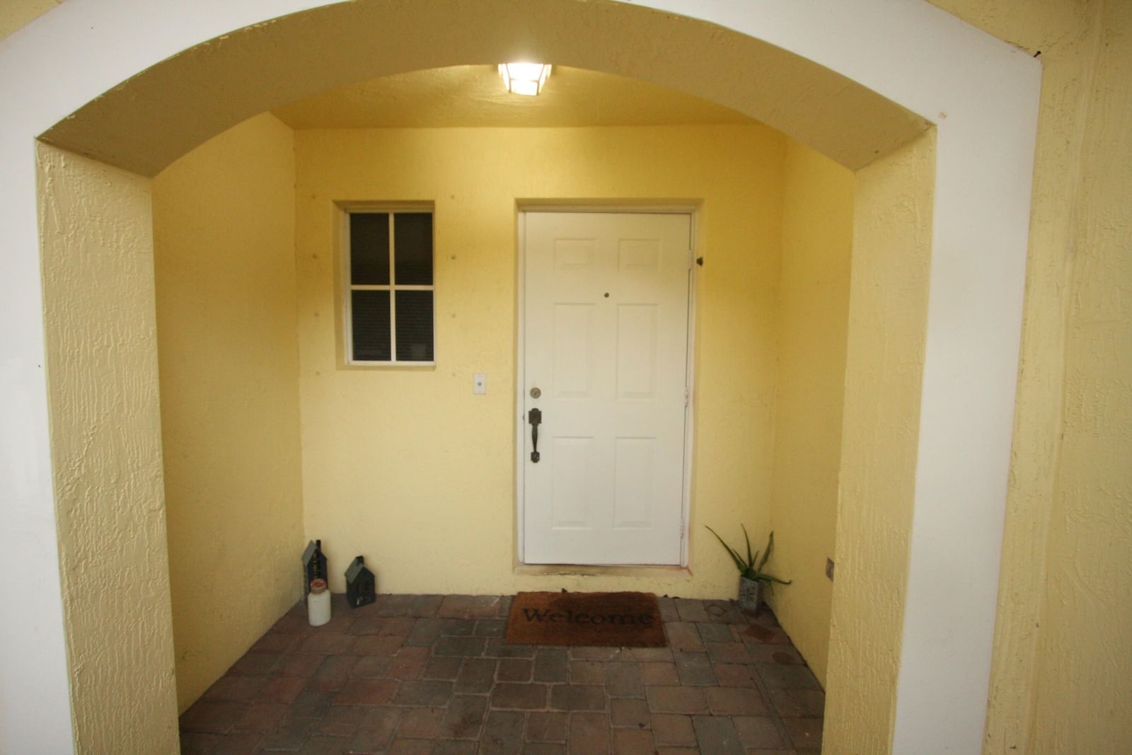 945 Imperial Lake Road, West Palm Beach, FL 33413 photo 2