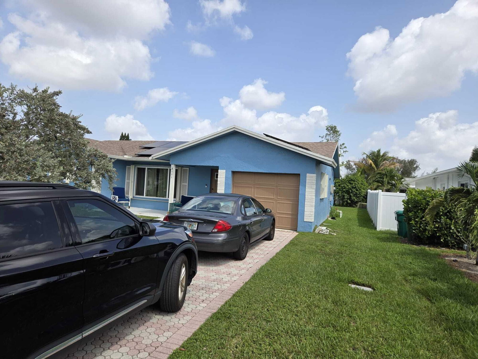 8111 NW 100th Terrace NW, Tamarac, FL 33321 photo 2