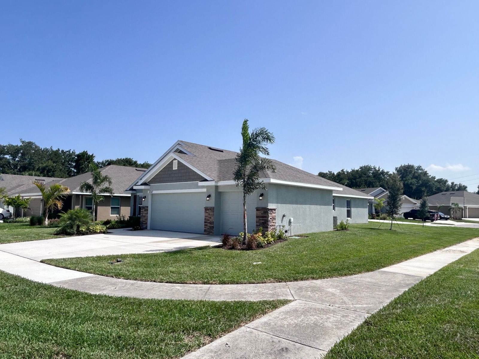 5747 Waterstone Boulevard, Fort Pierce, FL 34951 photo 3