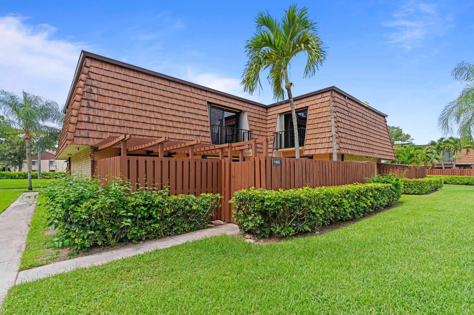 1405 14th Lane, Greenacres, FL 33463 photo 3
