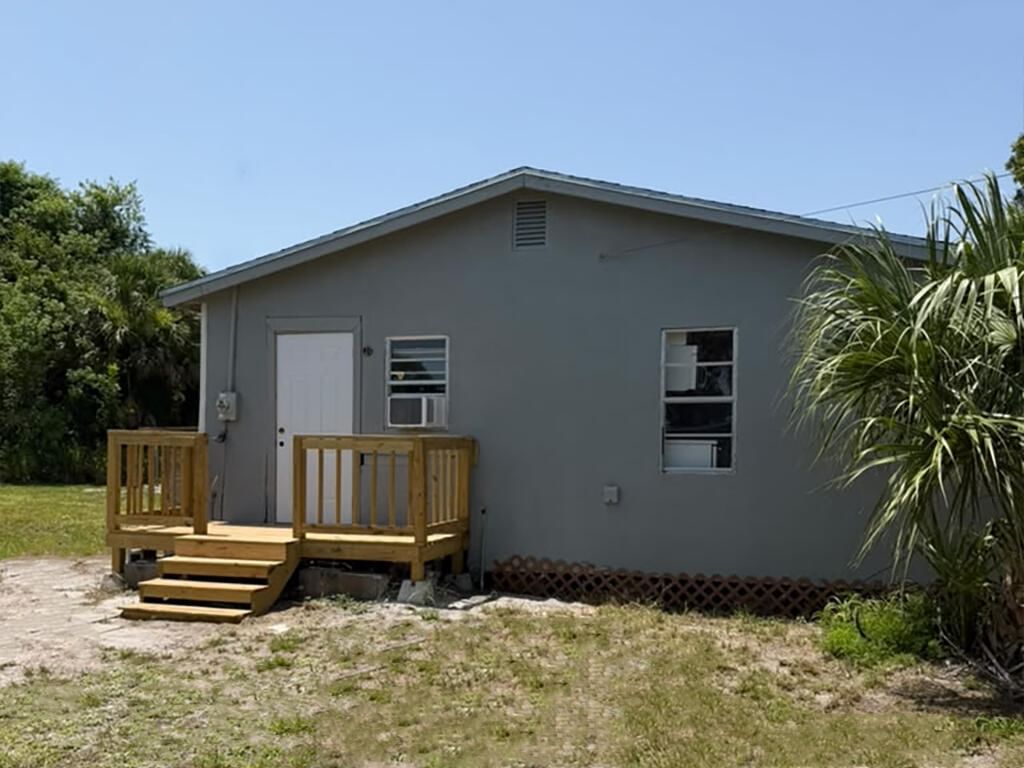 4250 29th Avenue, Vero Beach, FL 32967 photo 3