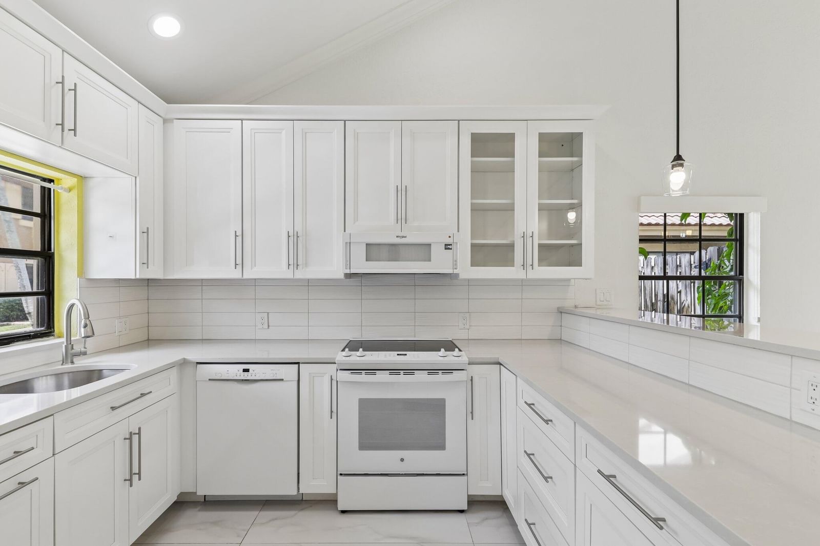 2656 Riverside Drive #2656, Coral Springs, FL 33065 photo 2