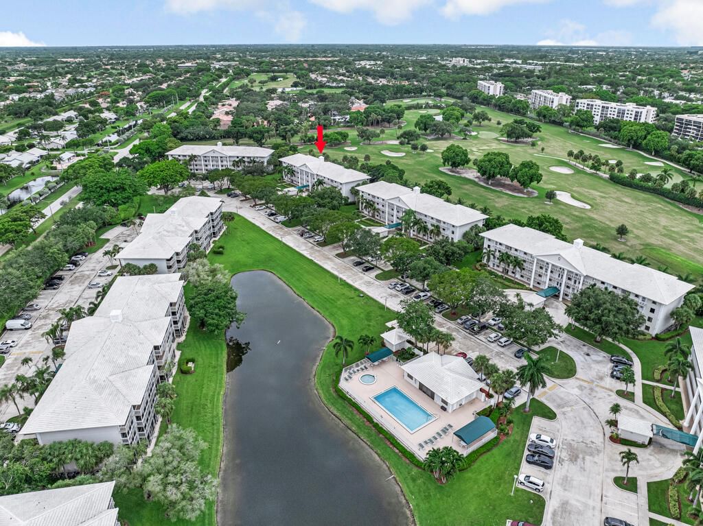 6169 Balboa Circle #Unit 302, Boca Raton, FL 33433 photo 2