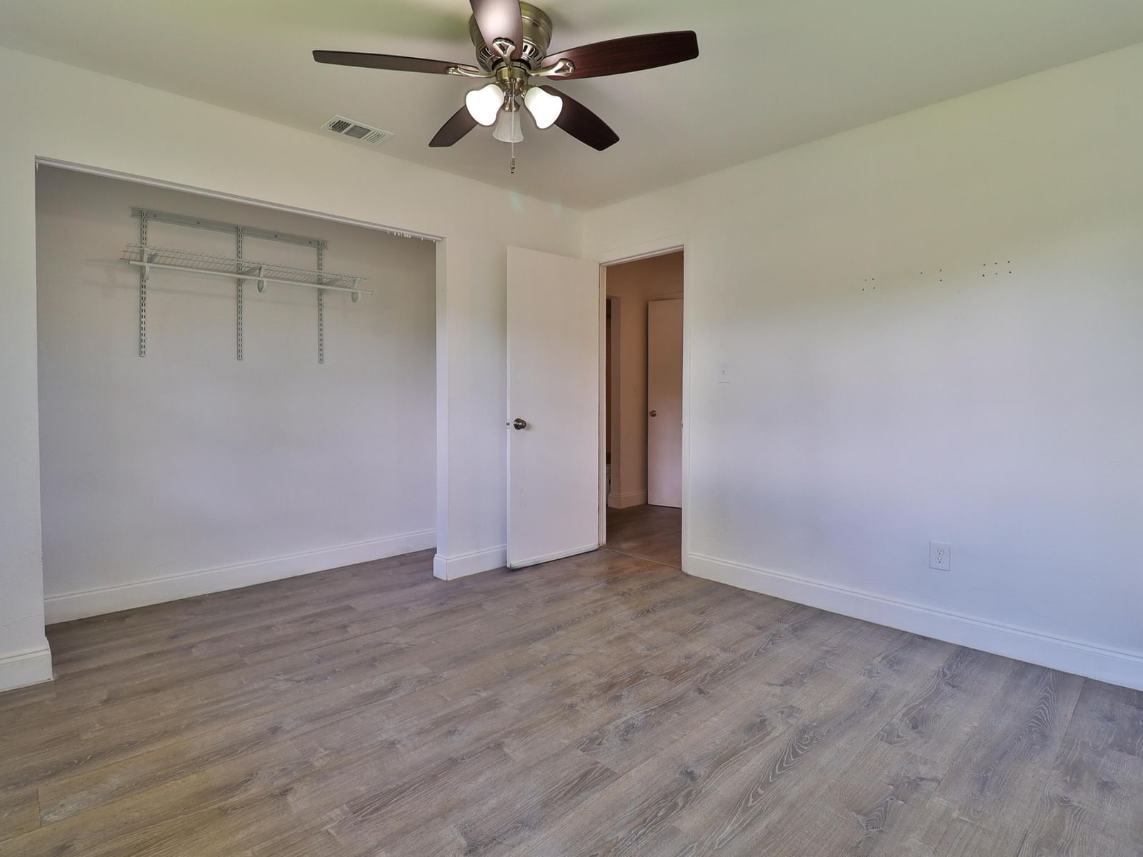 3024 W Dixie Boulevard, Fort Pierce, FL 34946 photo 4