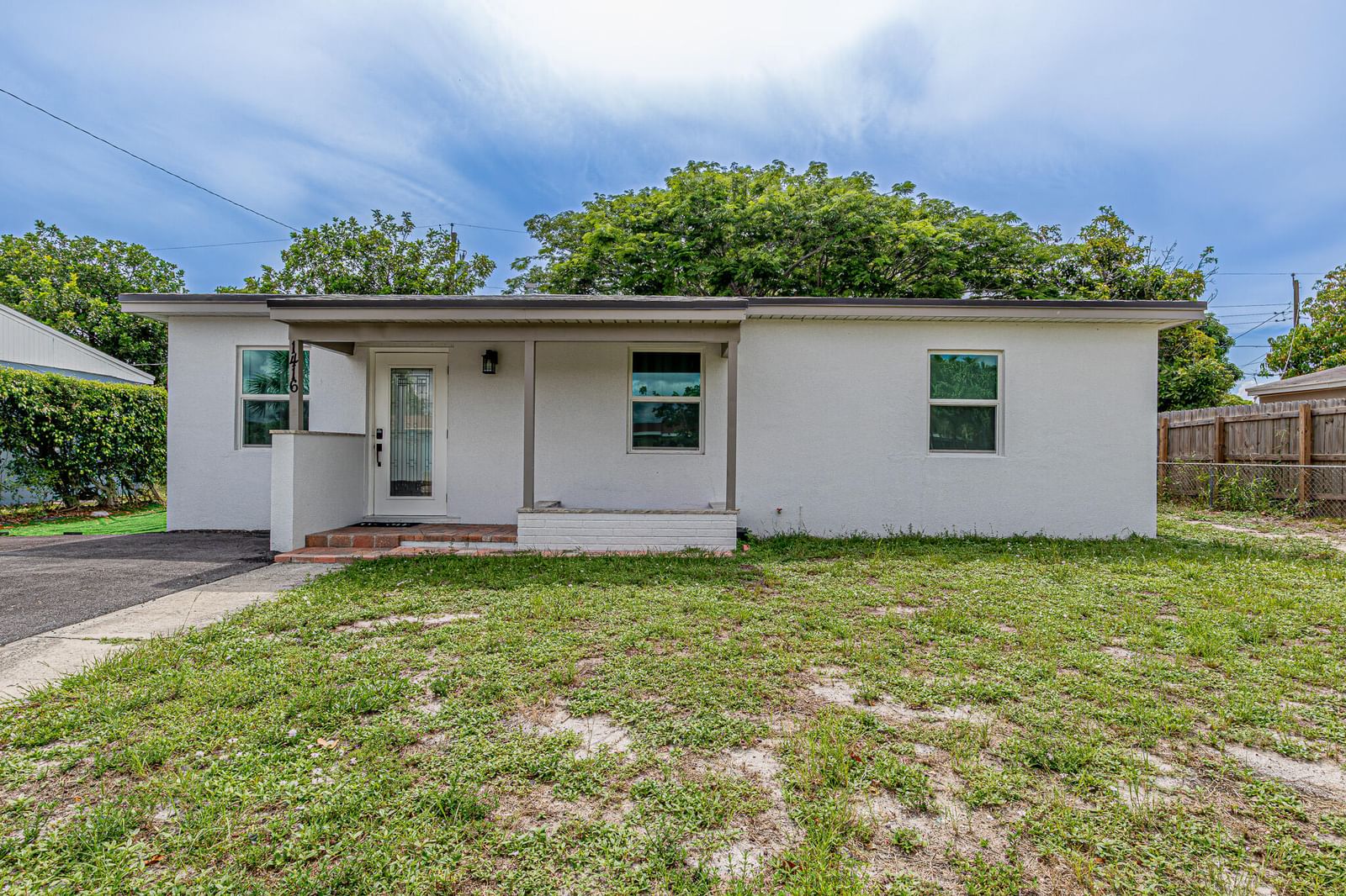 1416 S C Street, Lake Worth Beach, FL 33460 photo 2