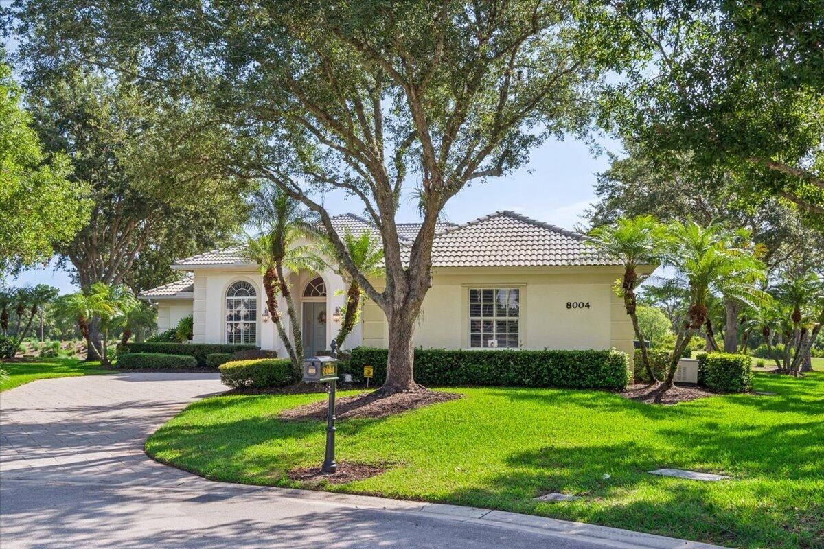 8004 Links Way, Port St Lucie, FL 34986 photo 2