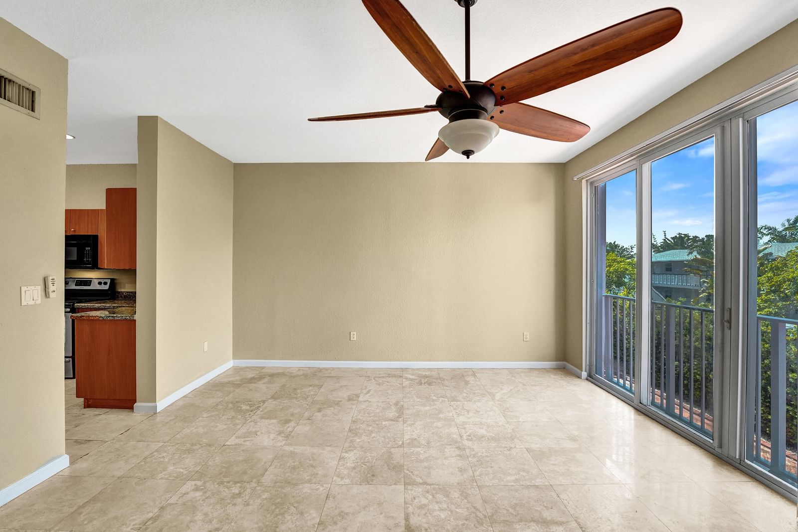 2725 NE 8th Avenue #104, Wilton Manors, FL 33334 photo 5
