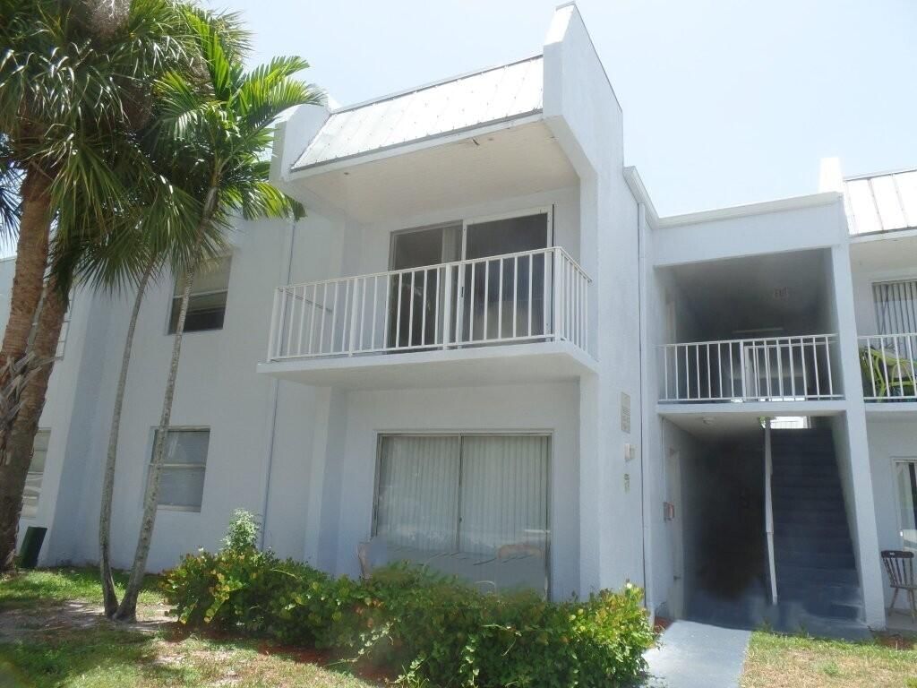 411 Executive Center Drive #210, West Palm Beach, FL 33401