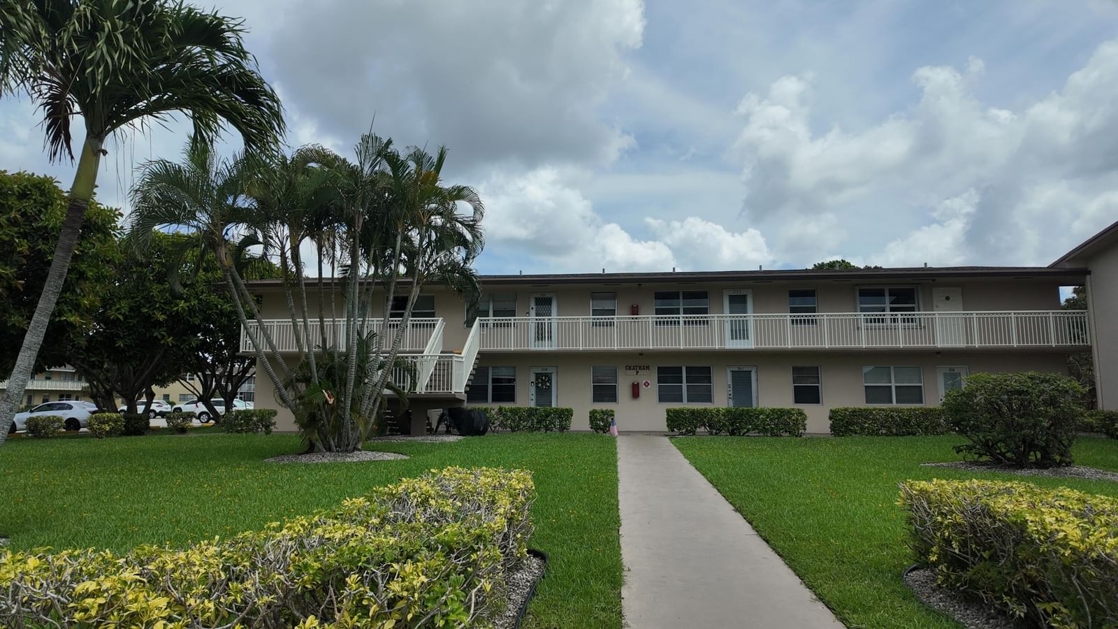 326 Chatham P #326, West Palm Beach, FL 33417 photo 2