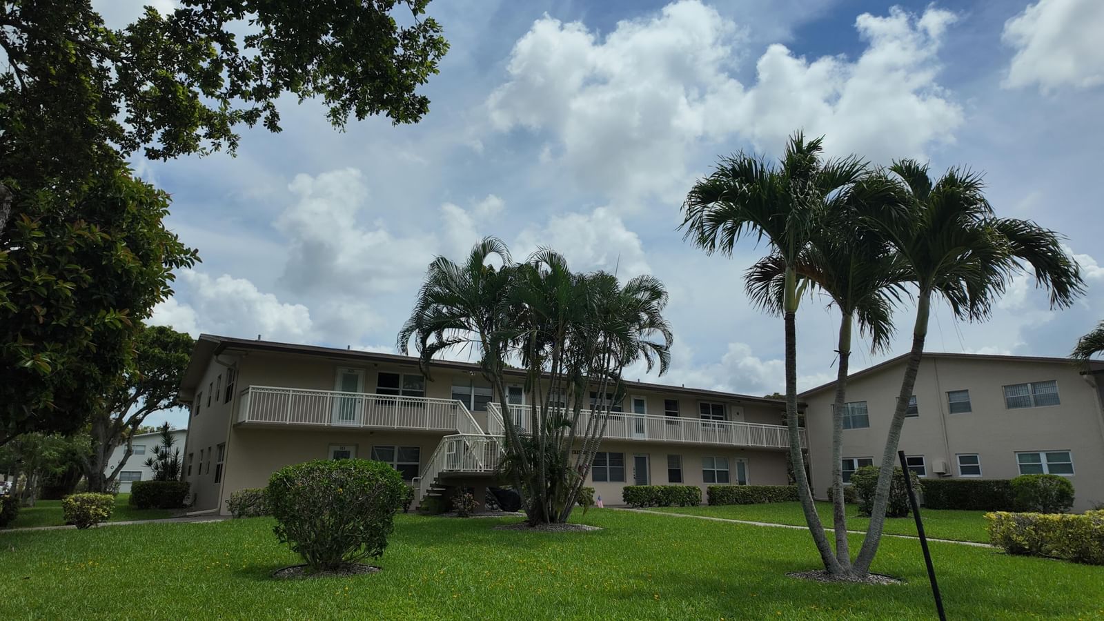 326 Chatham P #326, West Palm Beach, FL 33417 photo 3