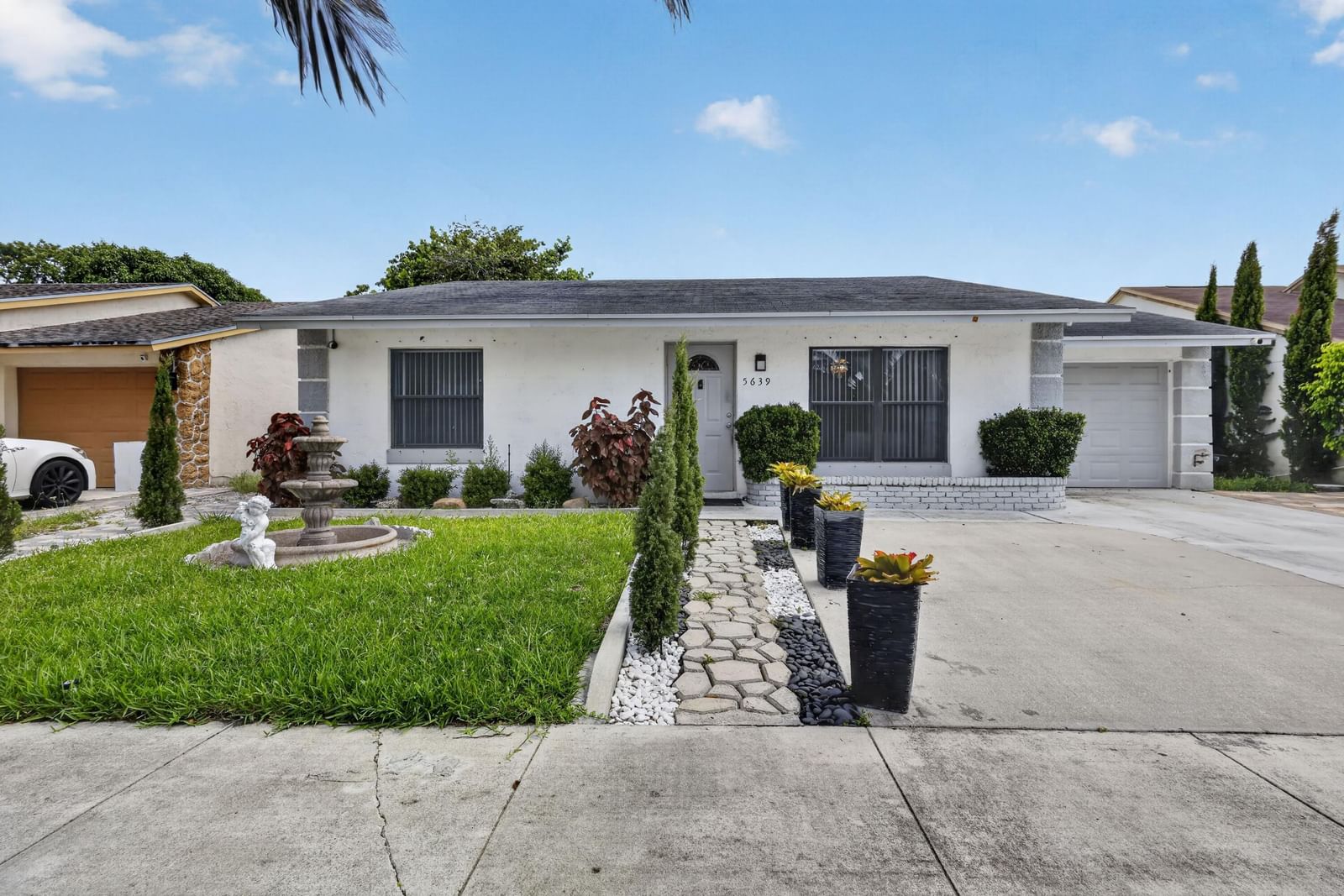 5639 Ithaca Circle E, Lake Worth, FL 33463 photo 3