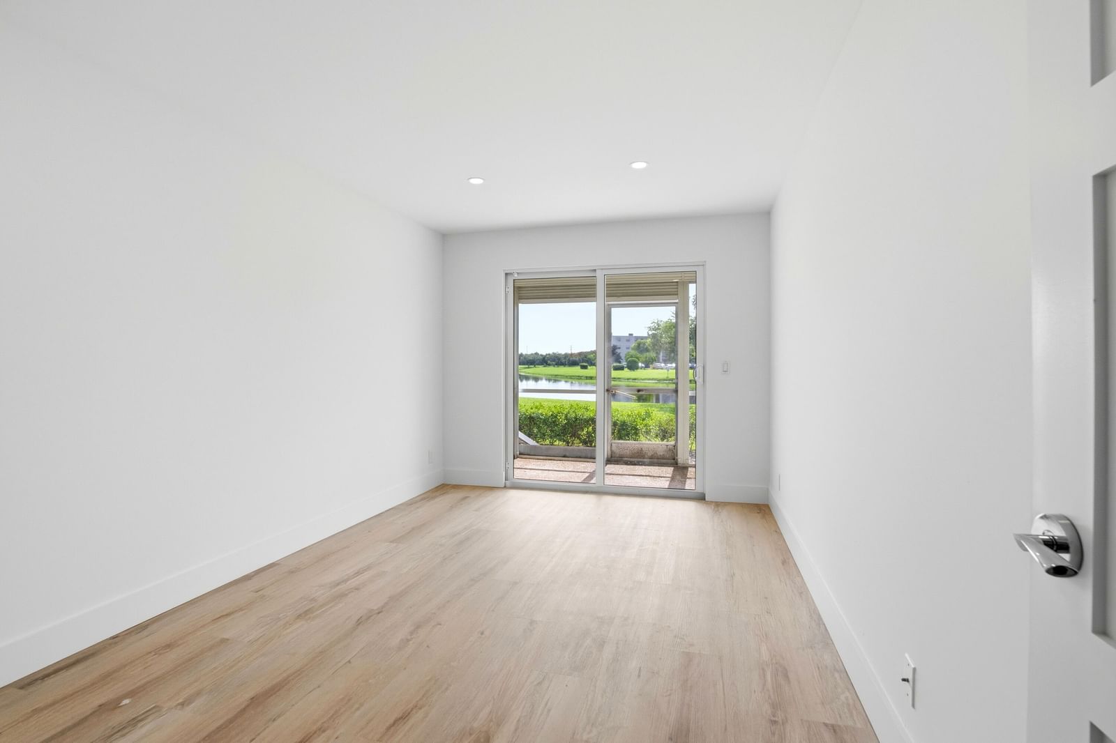 1023 Guildford #B, Boca Raton, FL 33434 photo 5