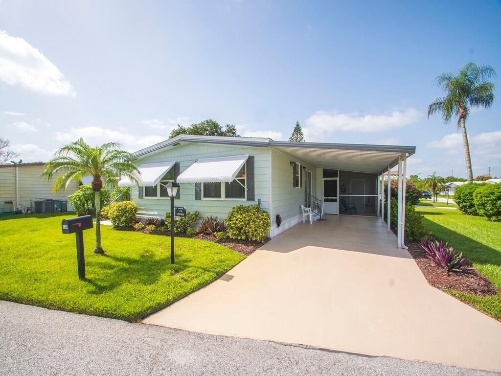 174 NE Emerald Drive, Jensen Beach, FL 34957 photo 3