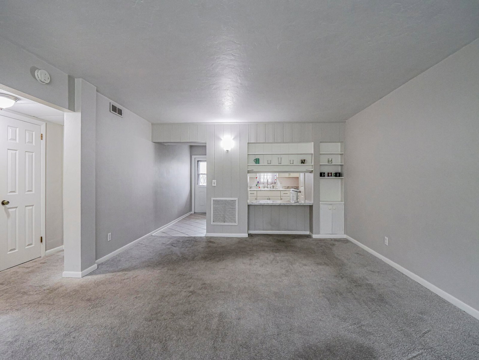 677 ROYAL PALM Boulevard #12, Vero Beach, FL 32960 photo 5