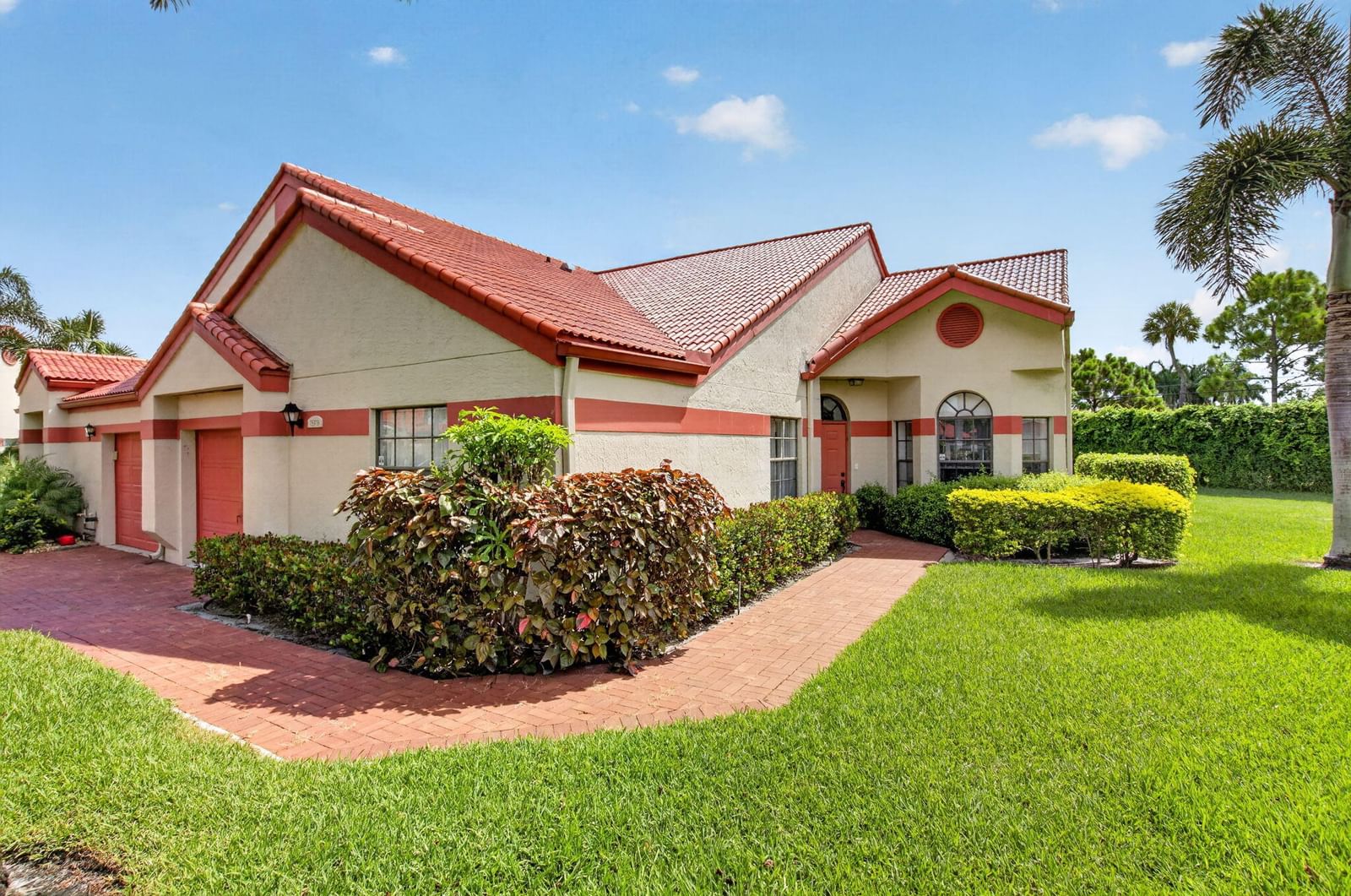 7537 Lexington Club Boulevard #B, Delray Beach, FL 33446 photo 2