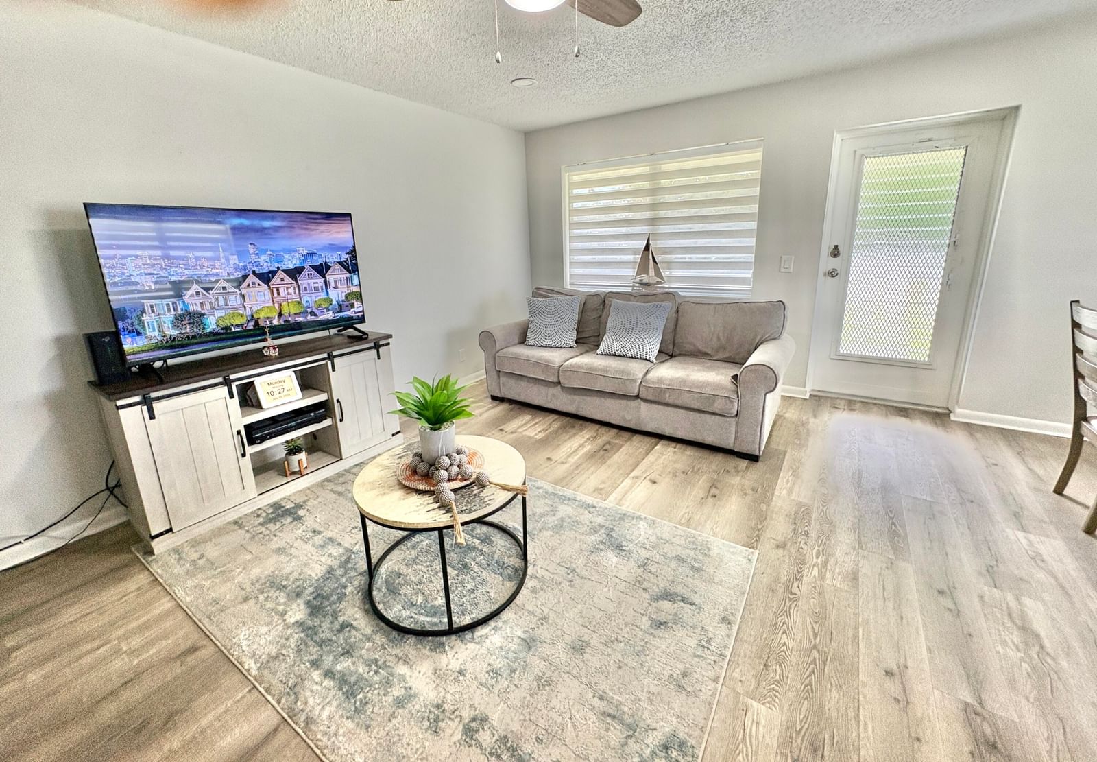 277 CHATHAM N, West Palm Beach, FL 33417 photo 3