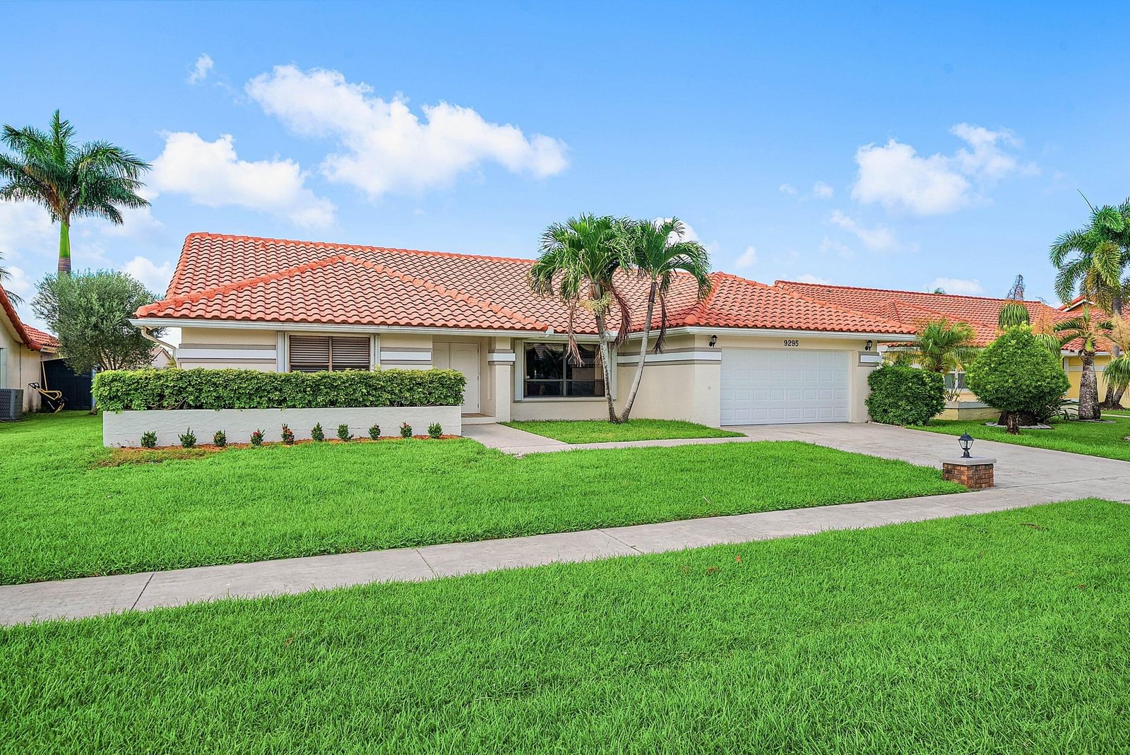 9295 Sun Pointe Drive, Boynton Beach, FL 33437 photo 3