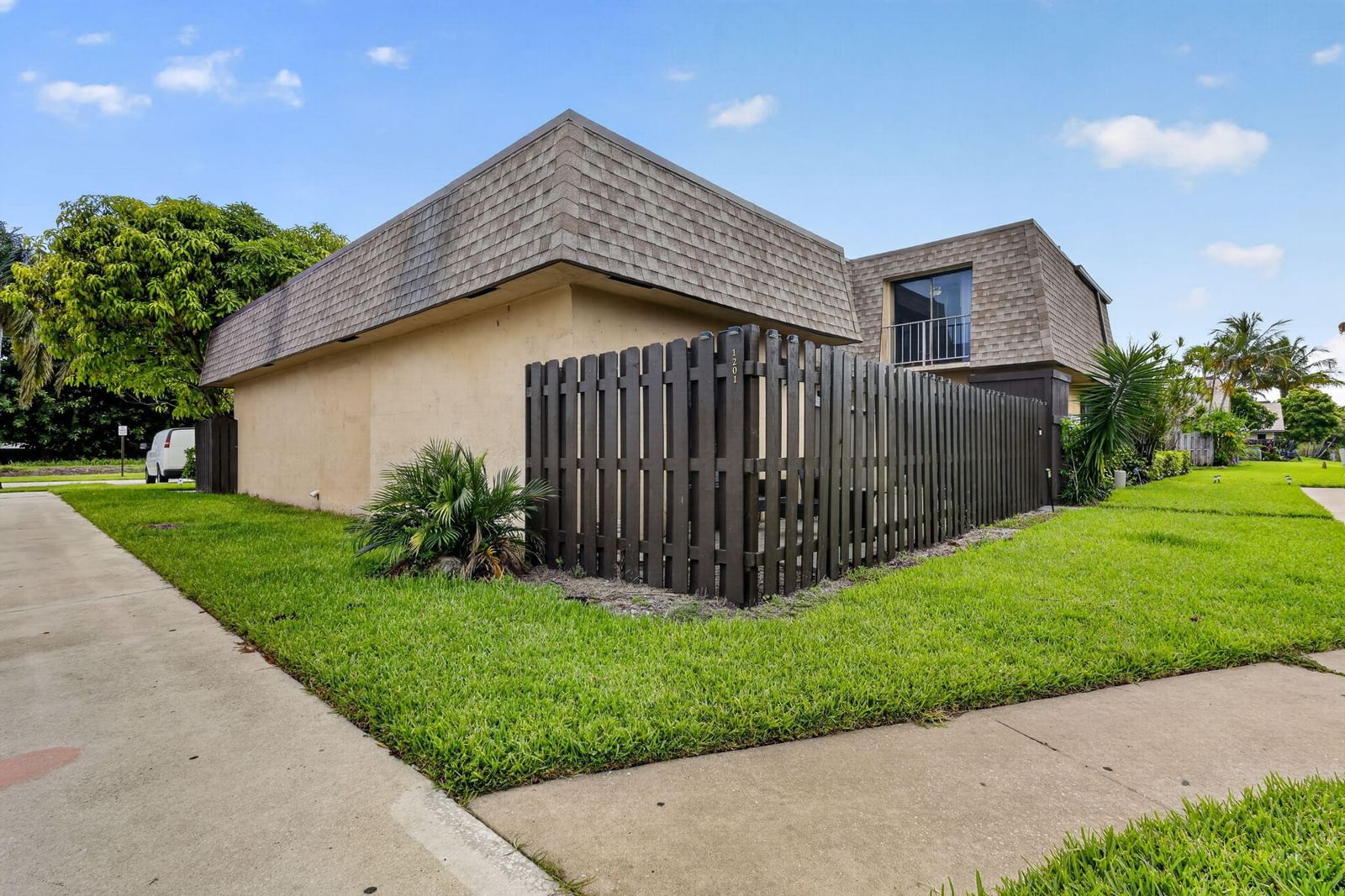 1201 WATERVIEW Circle #12a, Palm Springs, FL 33461 photo 3
