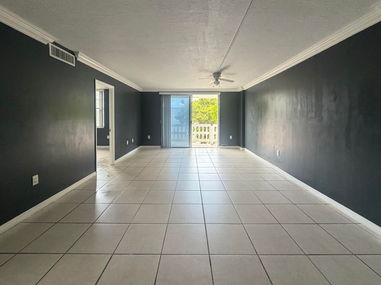 15600 NW 7th Avenue #303, Miami, FL 33169 photo 5