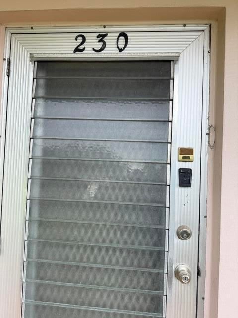 230 N KENT N #230, West Palm Beach, FL 33417 photo 3