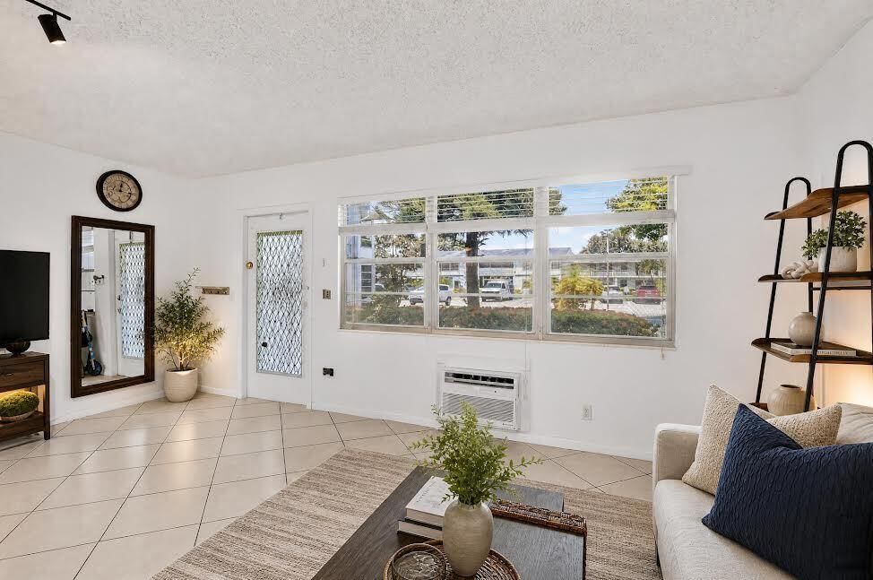 290 OAKRIDGE Q #290, Deerfield Beach, FL 33442 photo 2
