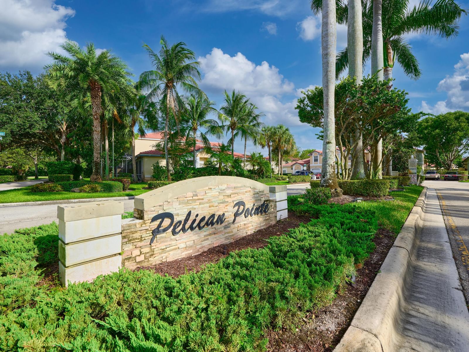 4750 NW 117th Avenue, Coral Springs, FL 33076 photo 2