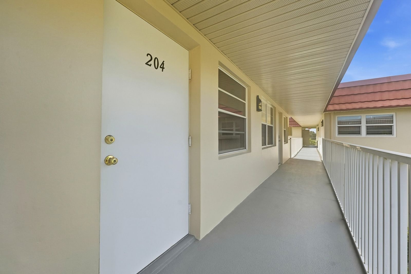 31 Pine Arbor Lane #Unit 204, Vero Beach, FL 32962 photo 2