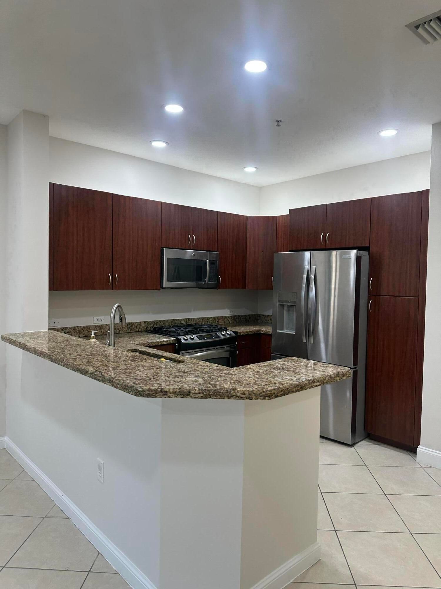 3020 NW 125th Avenue #315, Sunrise, FL 33323 photo 2